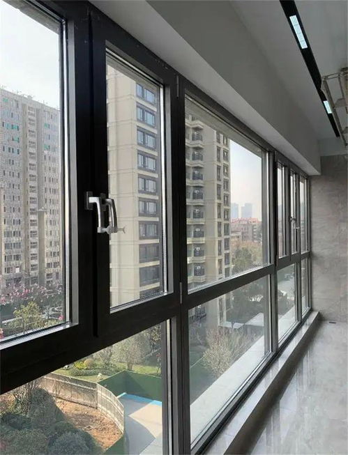 听完10年老师傅的建议，我扔掉了“系统窗”，死磕断桥铝，入住半年彻底服了